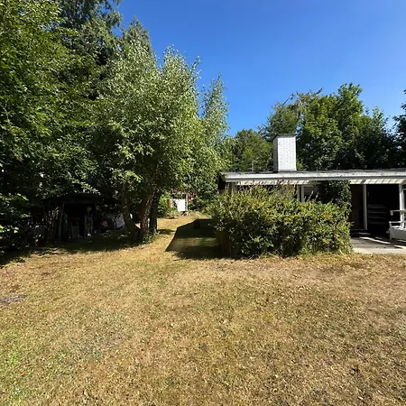 Forest Retreat Near And Dom wakacyjny Rønne